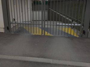 Garage/box 13 m² Bron