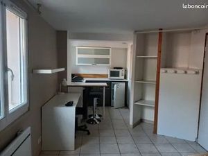 Studio 1 pièce 21 m²