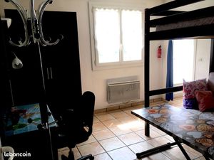 STUDIO TERRASSE meublé et équipé pour étudiant ou stagiaire