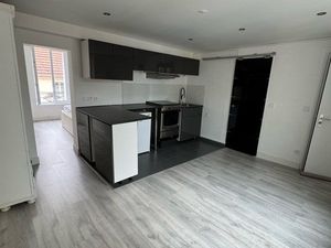 T2 rafraîchit à louer de suite