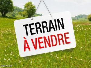 Terrain constructible de 840 m²
