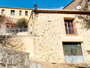 Splendide maison de charme  MEUBLEE  nichée au cœur des Corbières de type T3 Bis R+2 avec 