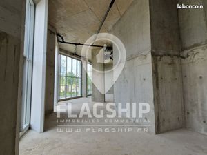 Boutique 119 m² IVRY SUR SEINE