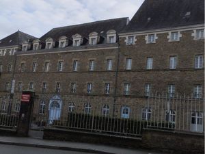 À vendre studio plein centre ville