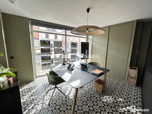 Local commercial 130 m²