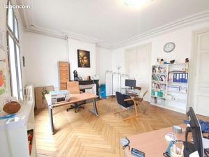 Bureau 35 m²