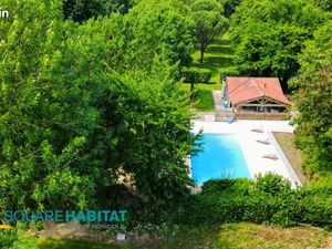 Maison 8 pièces 244 m²