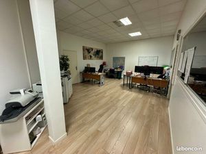 Atelier 130 m² GOUSSAINVILLE