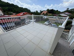 Loue appartement F3 Case-Pilote