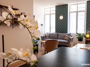 Appartement T3 meublé de 67m² - Coeur Chartrons