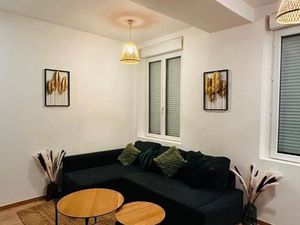 F2 meublé 30m2 - rdc - quartier CHU/Clinique St Hilaire