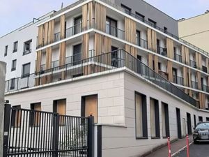 Local commercial 280 m² Issy-les-Moulineaux