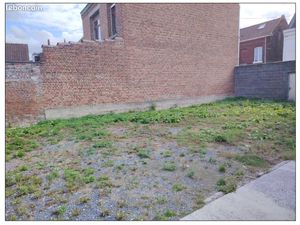 Terrain centre-ville avec permis de construire accordé – Projet maison 130 m² + garage