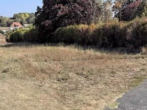 Terrain 1 803 m² Buxeuil