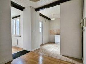 Grand studio lumineux à Romilly-sur-Seine (10100)