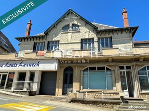 Immeuble 317 m² Montbazens