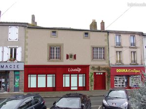 Local professionnel hyper-centre Bressuire