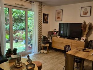 T2 rez-de-jardin avec jardin  piscine et garage – Tournefeuille