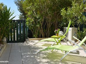 T2 proche mer et commodités