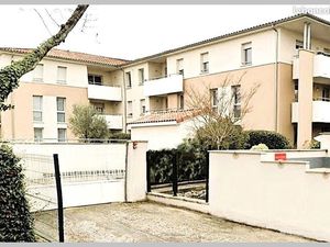 ◊T1 bis Meublé avec Terrasse et Parking en TBE