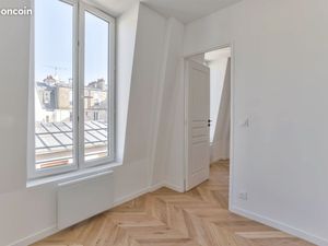 Appartement 2 pièces rénové – 17 71 m² – Paris 18e – Rue Bonnet