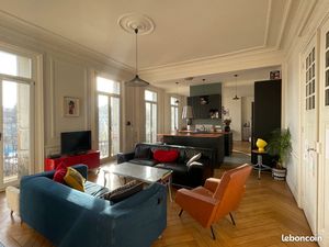 185 m² haussmannien d'exception en hyper centre avec stationnements