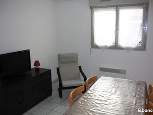 Grand studio meublé – Blagnac centre historique