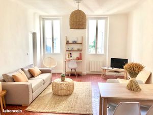 2 pièces 45 m2 à la Roquette