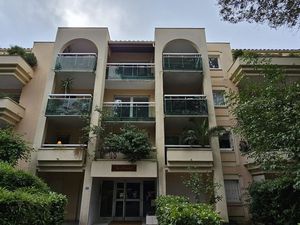 Studio 1 pièce 30 m²