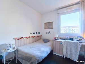 Studio 19m2 meublé - Résidence sécurisée 8eme arrondissement
