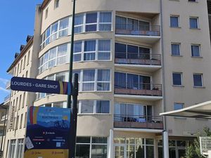 Local commercial 260 m² Lourdes