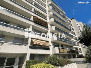 Studio 1 pièce 19 m²