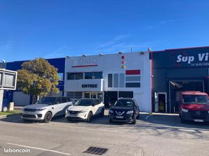 Local commercial 450 m² Mandelieu-la-Napoule