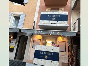 Local snack sur 3 niveaux emplacement N°1 greoux les bains