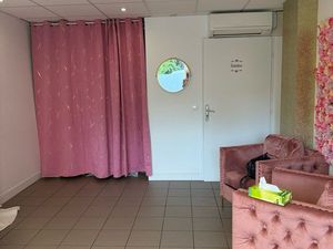 Local 51 m2 commercial proche de Clemenceau