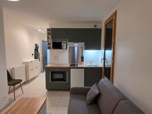 Studio meublé 20 m² – 3ᵉ étage – Immeuble neuf – Face gare Annemasse (CEVA)