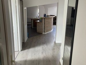 Grand appartement à louer près de la gare