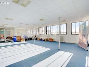 Bureaux 164 m²