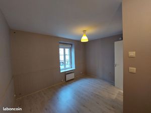 14m² Proche des facs à Kerinou