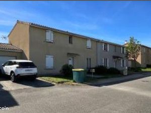 Maison mitoyenne T6 Larra 134 m² avec garage sur parcelle de 573m²