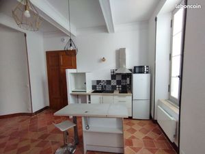 T2 60 m2   rénové  isolé  charme ancien