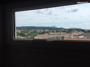 Très joli studio très bien placé climatisé urgent