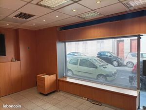 Local commercial 43 m² Suresnes