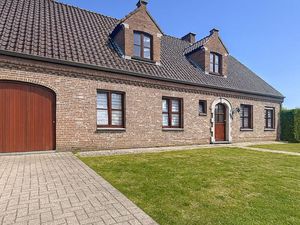 MAISON A LOUER - 5 chambres - grand jardin