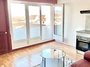 T2 Hyper centre balcon 530e CC