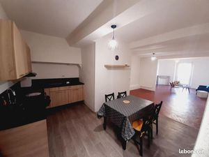 A louer - Appartement meublé (centre ville d'Orange)