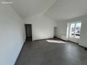 à louer à l’année maison centre ville