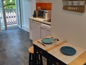 Studio meublé 20 m2 lyon 8 lumière