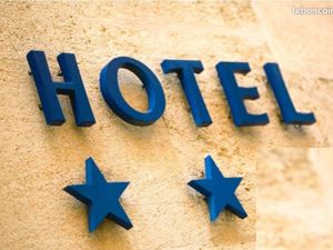 Hôtel  hôtel 900 m² Nantes