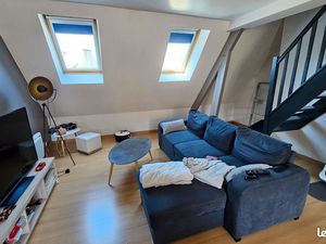 Loue appartement 66 m2 Duplex